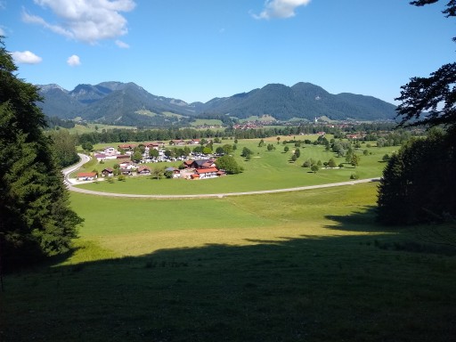 Blick auf die tolle Lage des Campingplatz Ortnerhof im Miesenbacher Tal