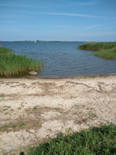 Der kleine Strand am Campingplatz Stahlbrode